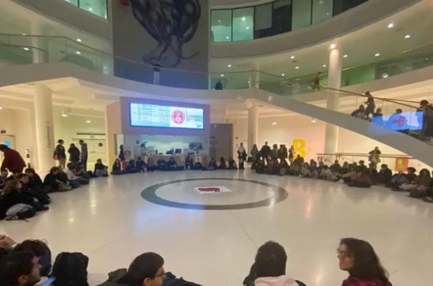 Polizia universita ottobre 2023