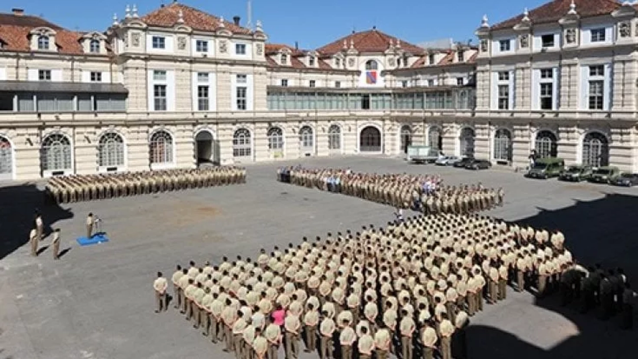 165141648-a9ef2283-e2bd-4ad7-9492-b09dbb56896e